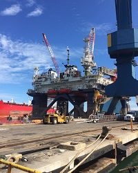 Underwater repairs to 12 stern-tube seals keeps semi-sub on hire