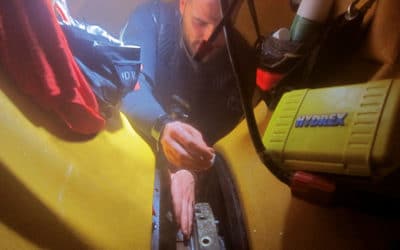 Underwater stern tube seal repair vital for tanker in Algeciras
