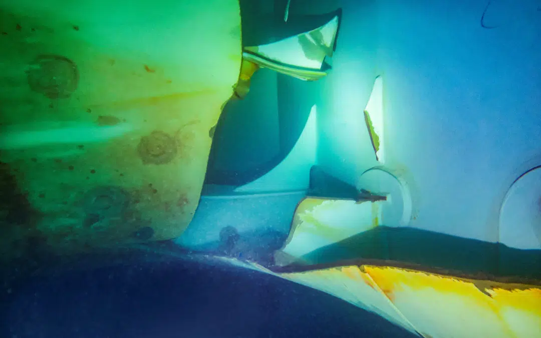 Underwater ship repairs