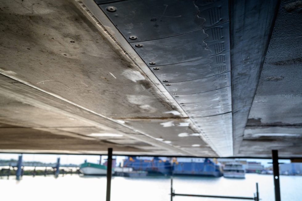 Fluidic air lubrication system first Drydock Magazine