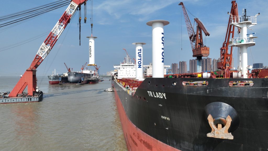 Installation of Anemoi Rotor Sails on Tufton’s TR Lady Kamsarmax in Chengxi Shipyard in China