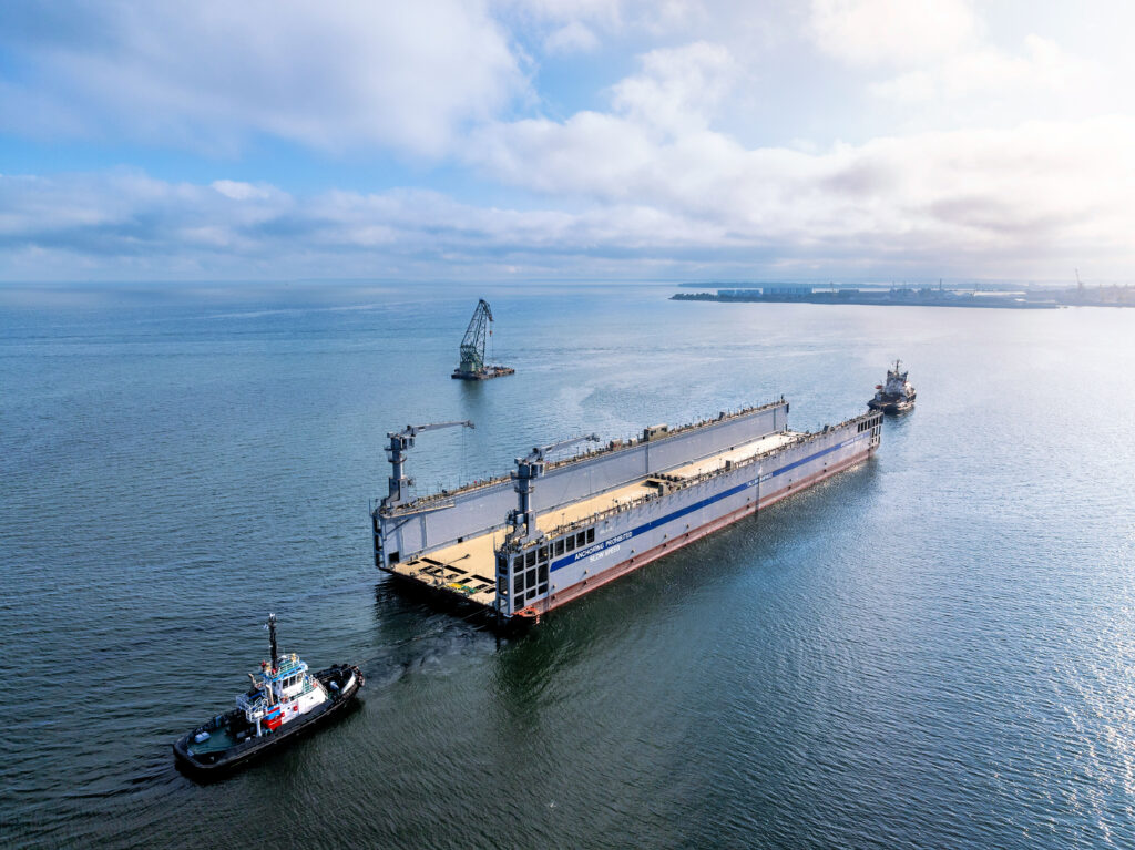 The new floating dock being delivered to Tallinn Shipyard