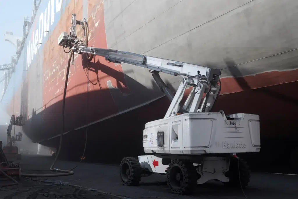 Hull restoration robots in action at Dunkirk